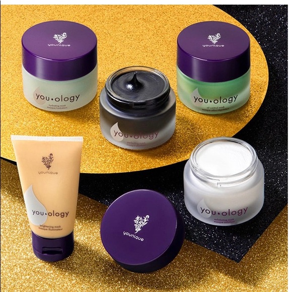 Younique makeup - Picture 3 of 8